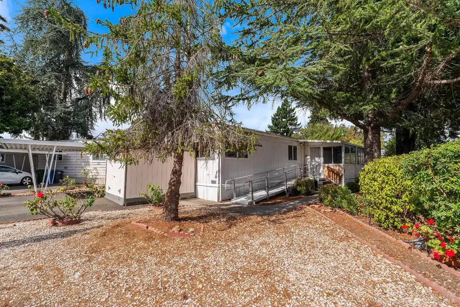 22 Hemlock Court, Rohnert Park, CA 94928 - #3