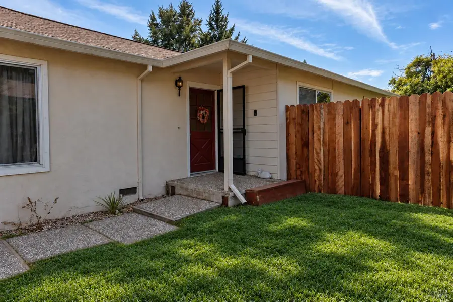 451 Observatory Avenue, Ukiah, CA 95482 - #3