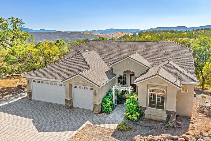 18197 N Shore Drive, Hidden Valley Lake, CA 95467 - #2