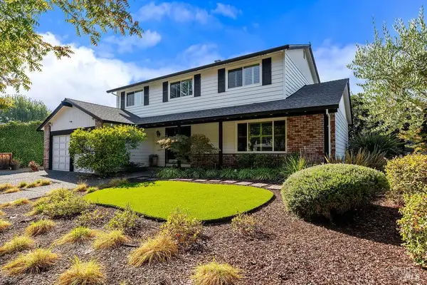 1818 Sherwood Court, Santa Rosa, CA 95405