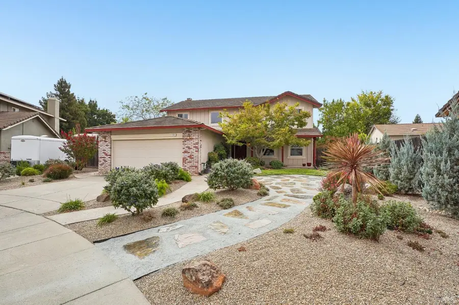 913 Stonewood Court, Vacaville, CA 95687 - #2