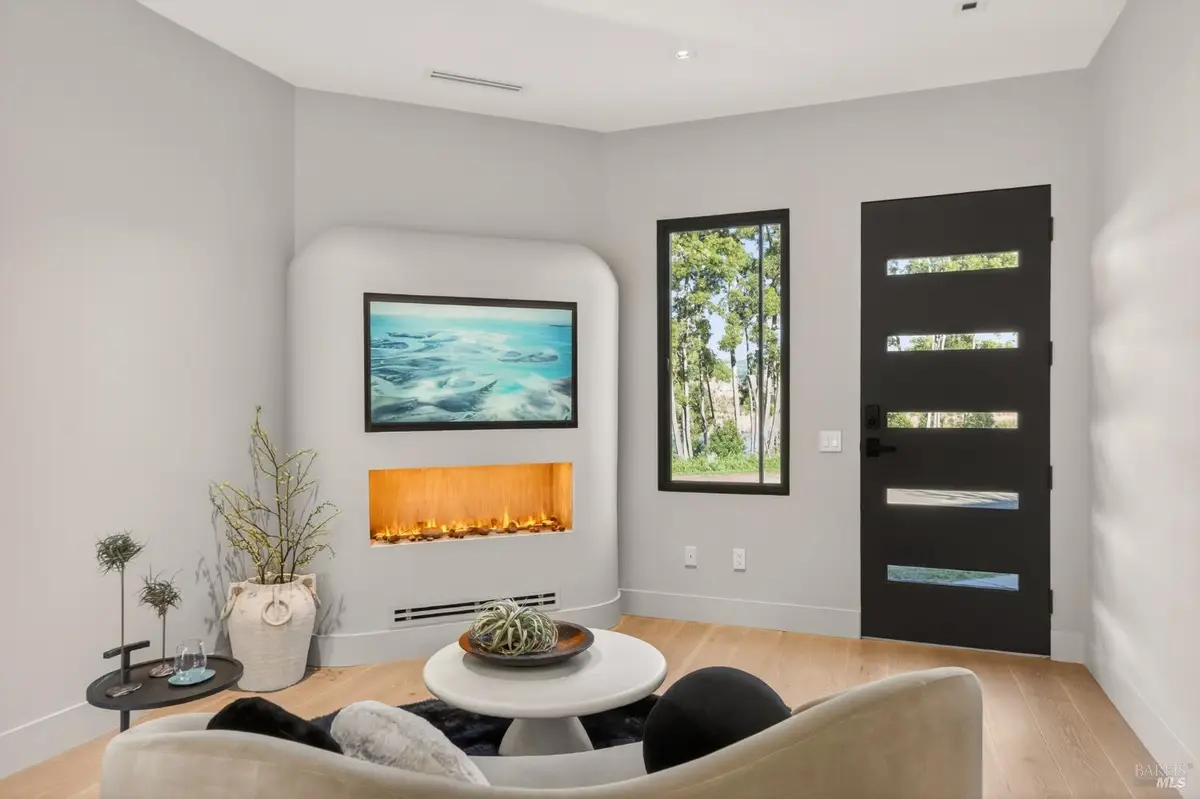 585 Riverside Drive, Napa, CA 94559 - #1