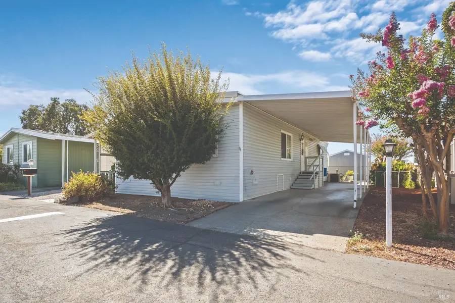1066 Maple Drive, Windsor, CA 95492 - #2