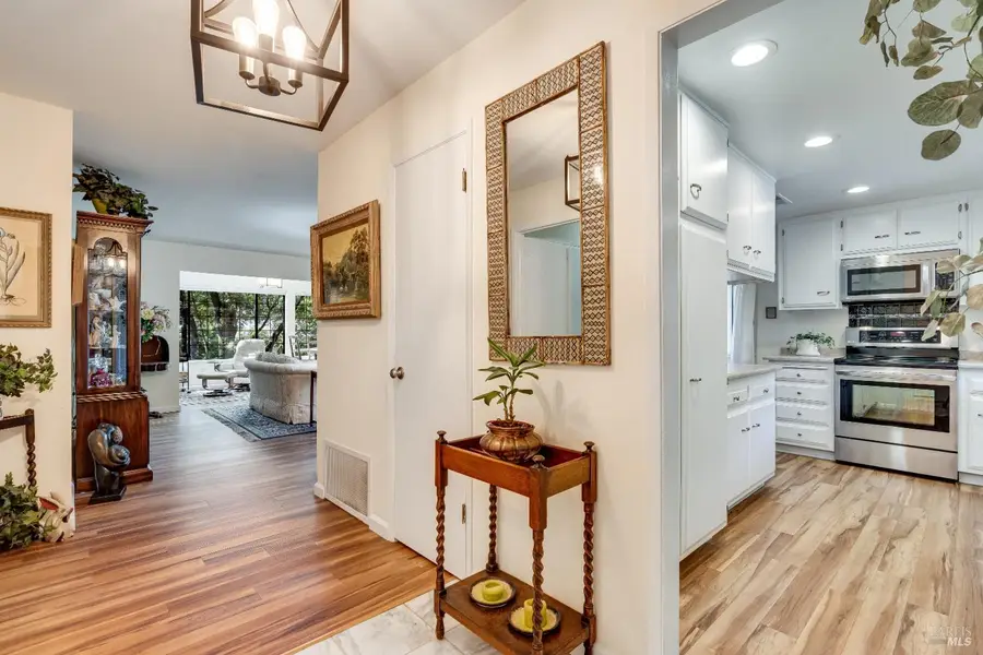 6492 Meadowridge Drive, Santa Rosa, CA 95409 - #3
