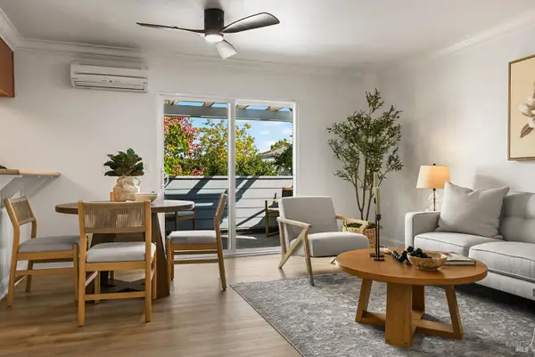 225 Burt Street #17, Santa Rosa, CA 95407
