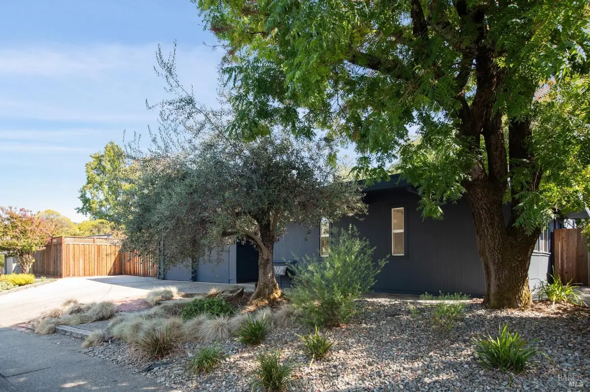 53 Golden Hinde Boulevard, San Rafael, CA 94903 - #1