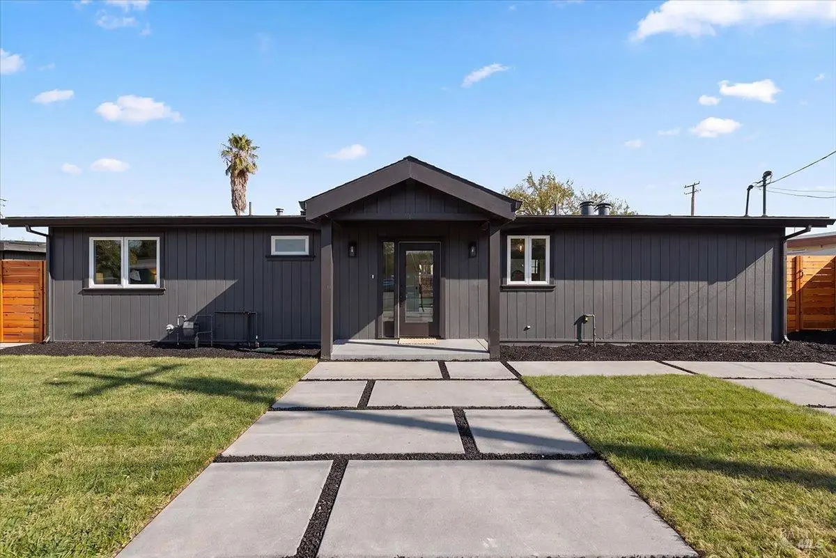 1421 Spruce Way, Healdsburg, CA 95448 - #1