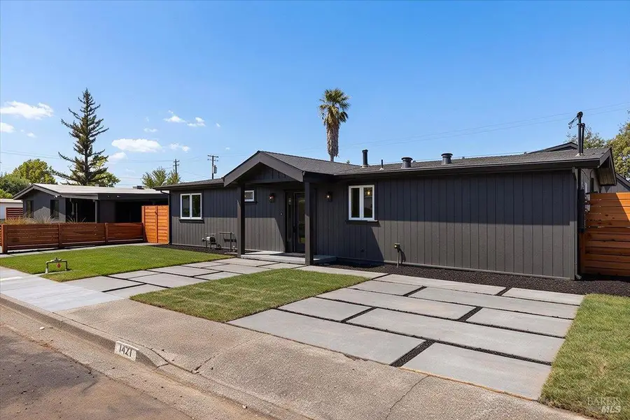 1421 Spruce Way, Healdsburg, CA 95448 - #2