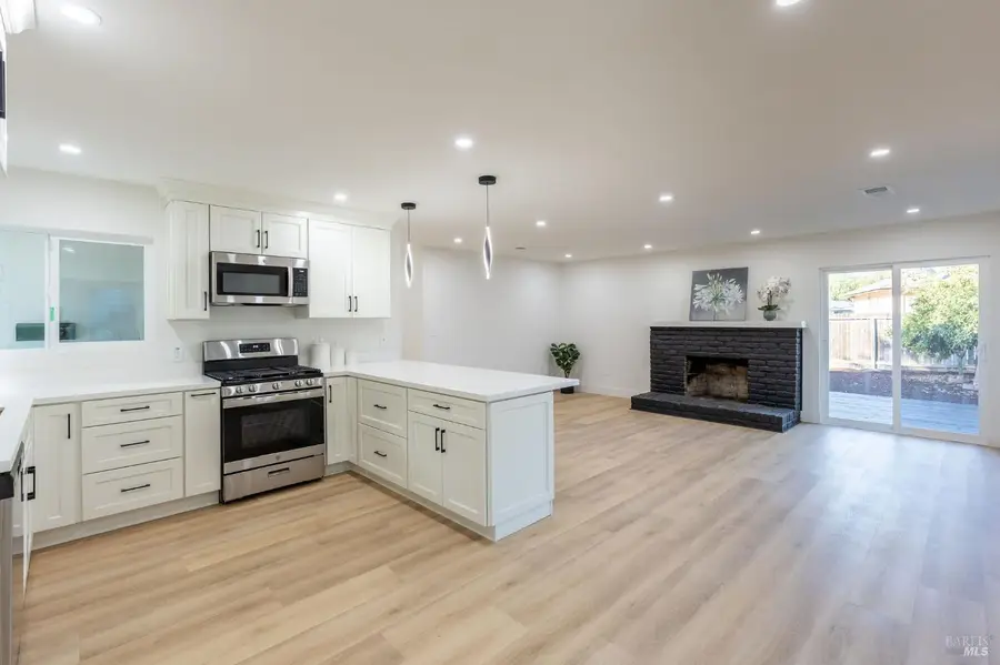 2625 Neotomas Avenue, Santa Rosa, CA 95405 - #3