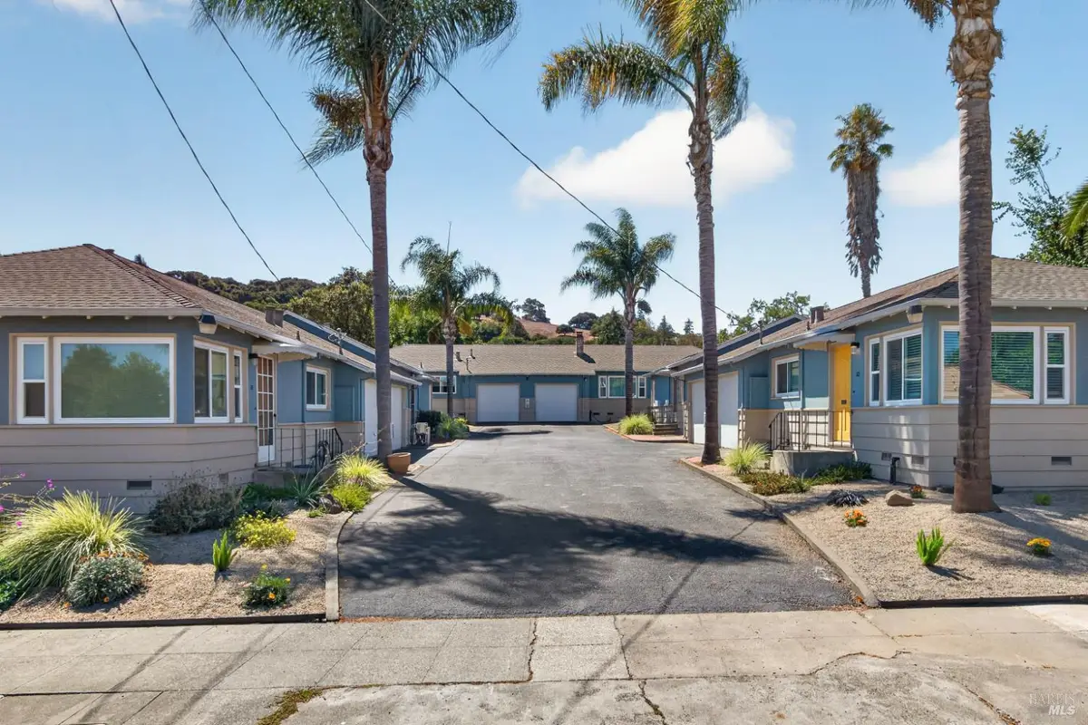 413 Webster Street, Petaluma, CA 94952 - #1