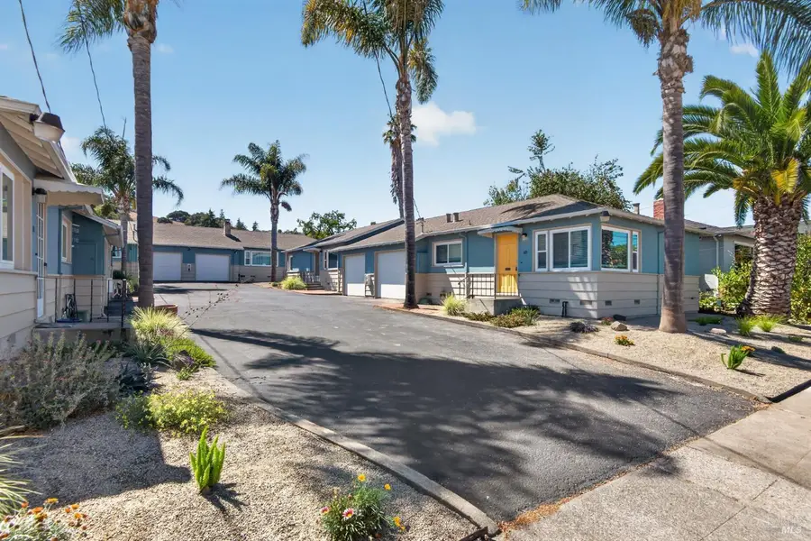 413 Webster Street, Petaluma, CA 94952 - #2