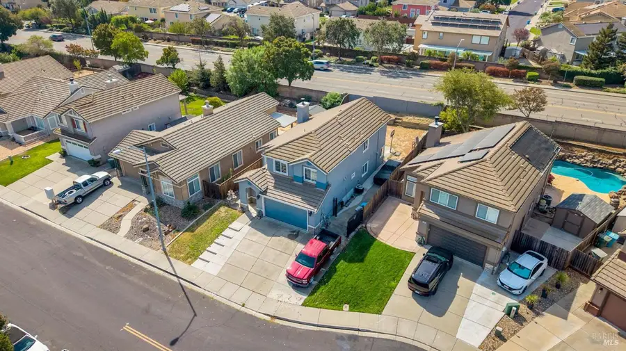 1093 Cloverbrook Circle, Vacaville, CA 95687 - #2