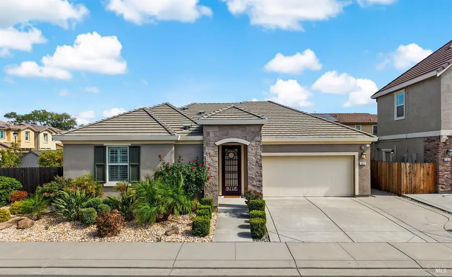 137 Clematis Street, Vacaville, CA 95687 - #2