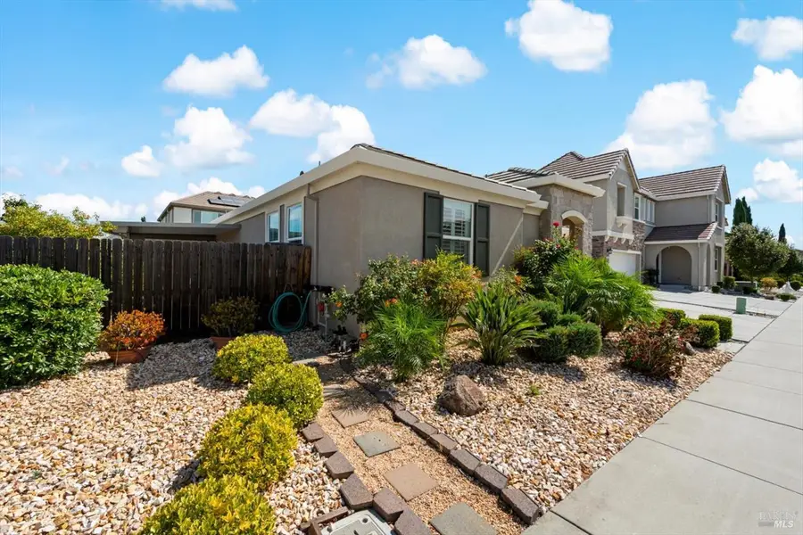 137 Clematis Street, Vacaville, CA 95687 - #3