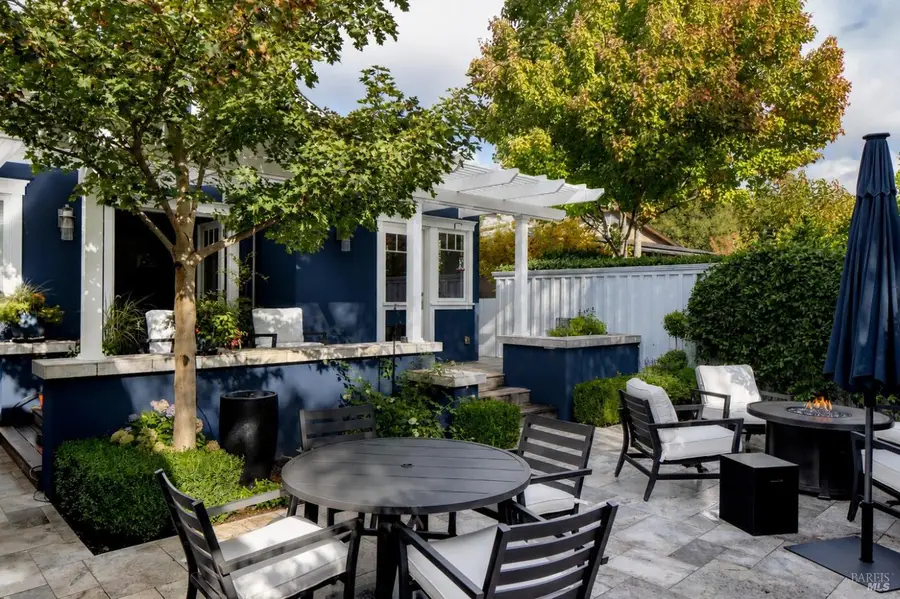 330 Plaza Street, Healdsburg, CA 95448 - #3