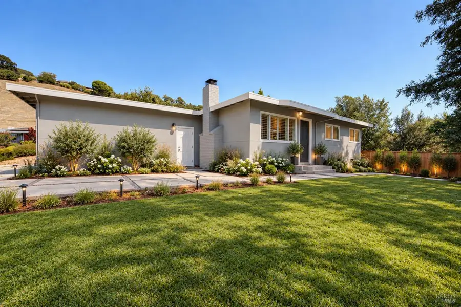 2 Rita Court, Novato, CA 94945 - #3