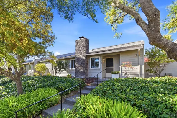 2245 Knolls Hills Circle, Santa Rosa, CA 95405