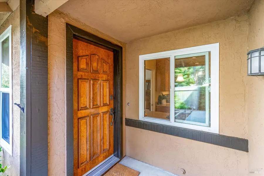 456 Greenbrier Court, Benicia, CA 94510 - #2