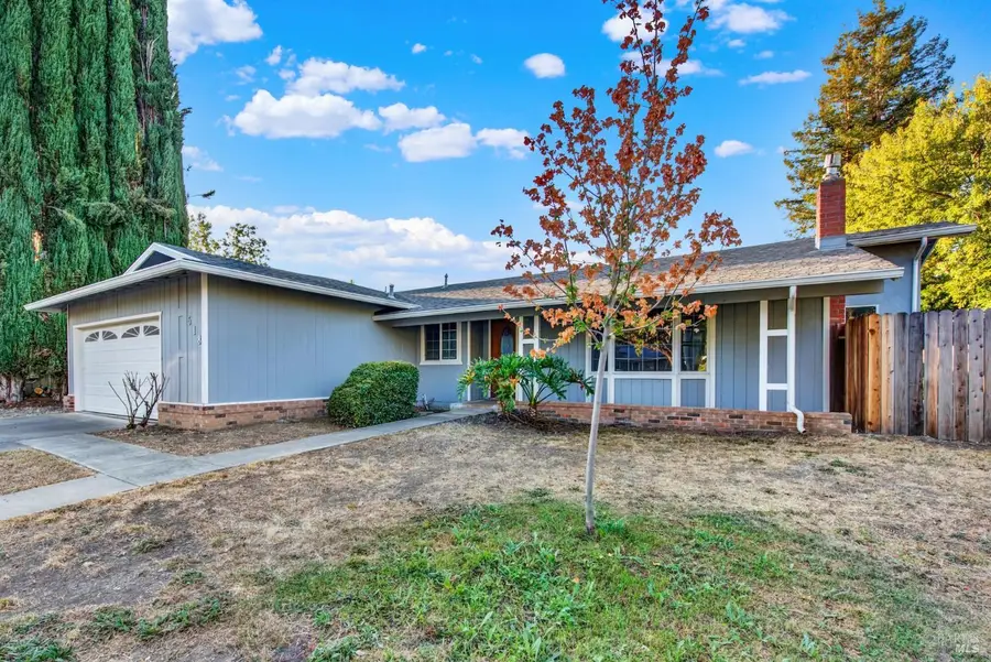 518 Crestview Drive, Vacaville, CA 95688 - #3
