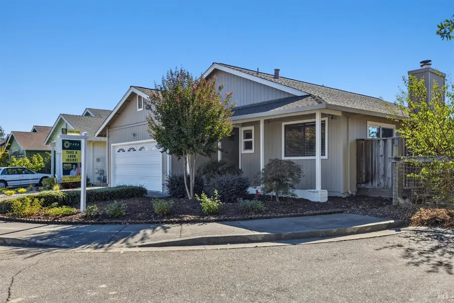 468 Ginny Drive, Windsor, CA 95492 - #2