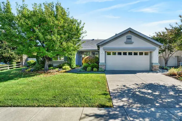 101 Clover Springs Drive, Cloverdale, CA 95425