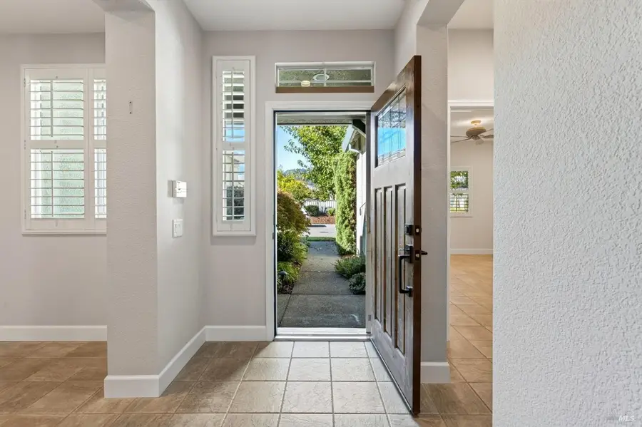 101 Clover Springs Drive, Cloverdale, CA 95425 - #3
