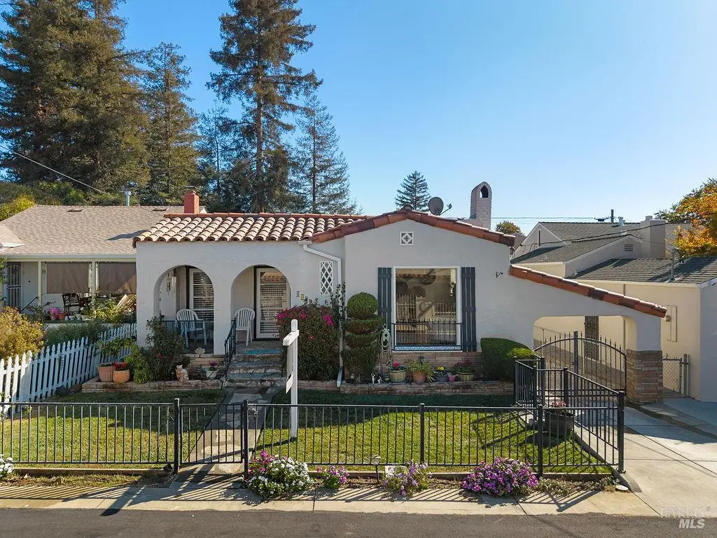 1042 Calaveras Way, Vallejo, CA 94590 - #1