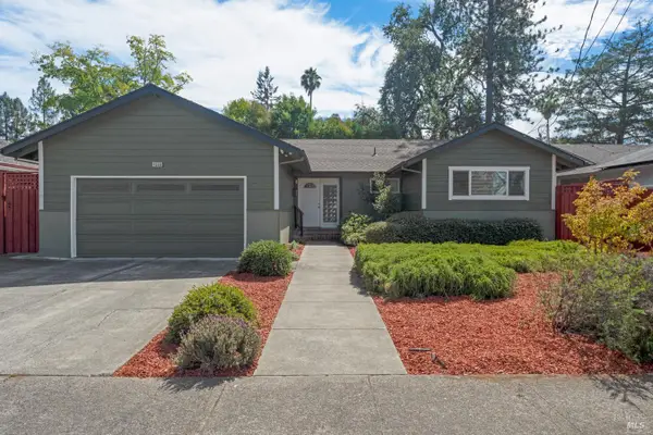 4960 Snark Avenue, Santa Rosa, CA 95409