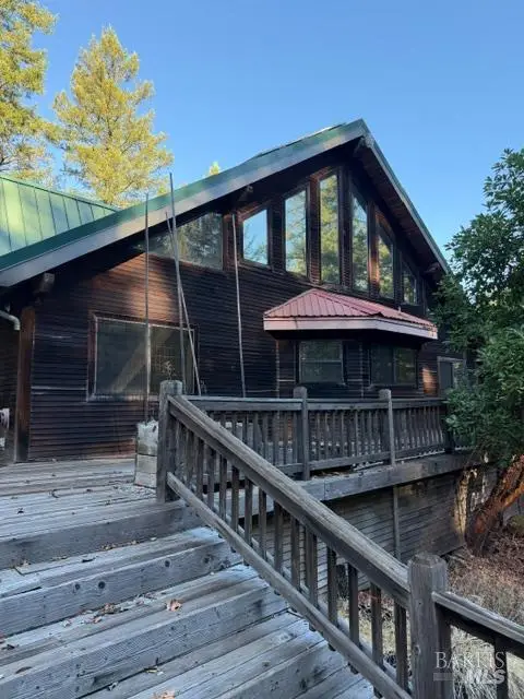 7101 Fitzhugh Road, Laytonville, CA 95454