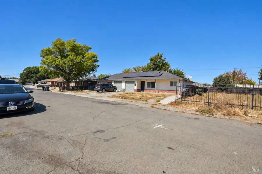 1722 Indiana Street, Fairfield, CA 94533 - #2
