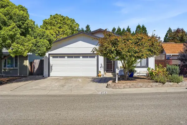 1454 Gregory Court, Rohnert Park, CA 94928