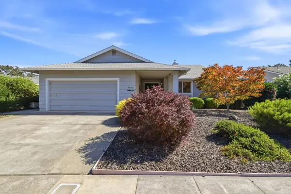 8800 Oakmont Drive, Santa Rosa, CA 95409