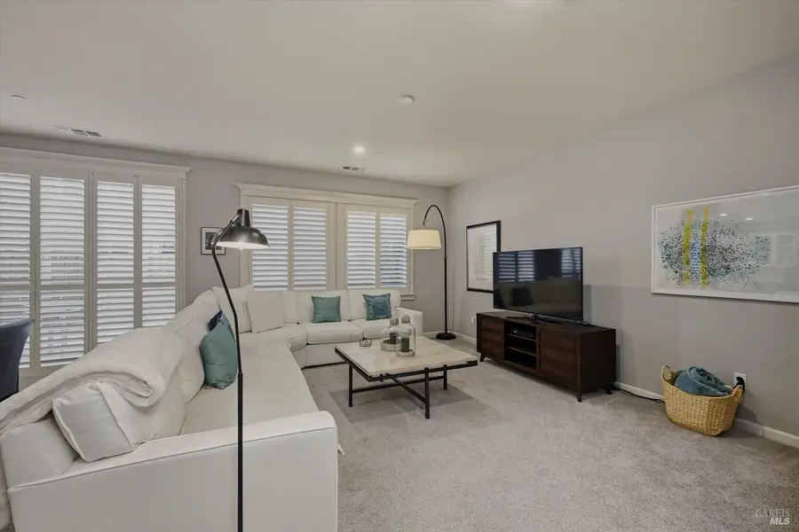 5529 Kennedy Place, Rohnert Park, CA 94928 - #2