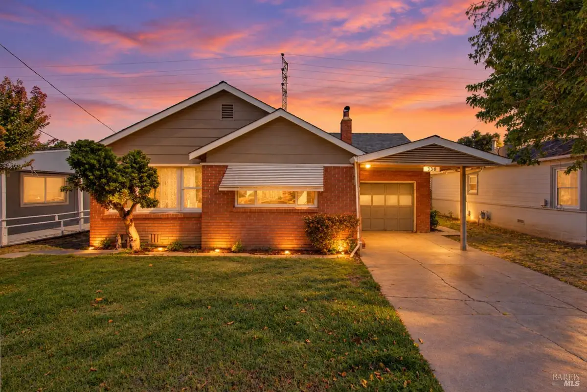 330 N Adams Street, Dixon, CA 95620 - #1