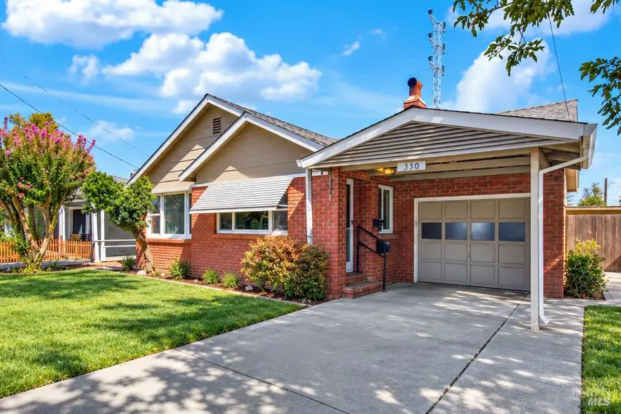 330 N Adams Street, Dixon, CA 95620 - #2