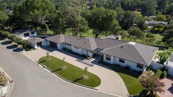 23 Prestwick Court, Novato, CA 94949