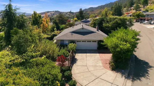 416 Oak Vista Drive, Santa Rosa, CA 95409
