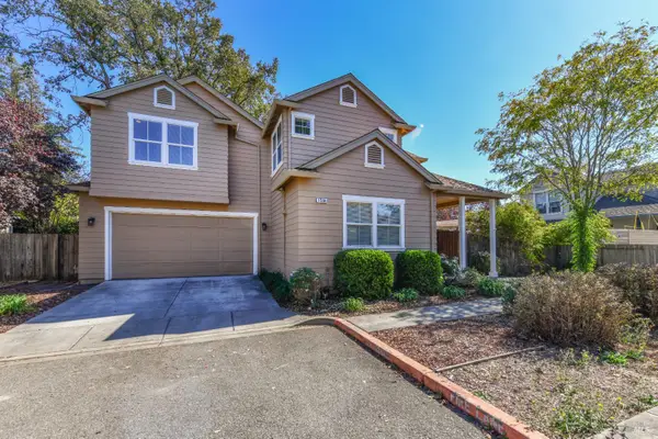 1504 Pembleton Place, Santa Rosa, CA 95403