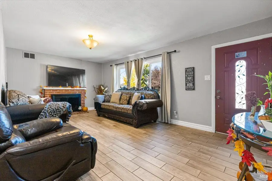 636 Southwood Drive, Santa Rosa, CA 95407 - #2