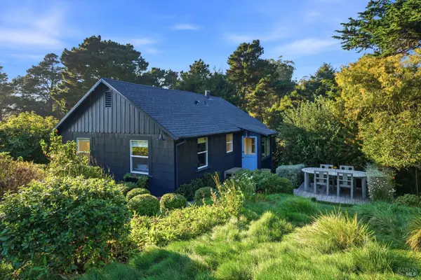 398 Ocean Parkway, Bolinas, CA 94924