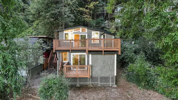 21498 Starrett Hill Road, Monte Rio, CA 95462
