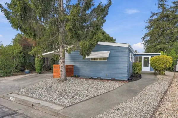 219 Monarch Court, Santa Rosa, CA 95401