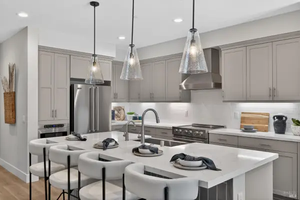 835 Buckley Drive, Santa Rosa, CA 95407