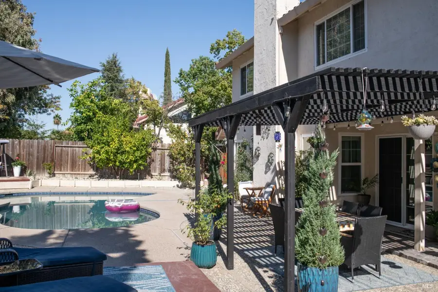 143 Edmondale Court, Vacaville, CA 95688 - #3