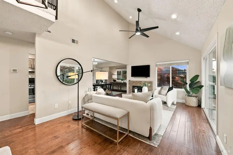 2313 Avenida De Las Brisas, Santa Rosa, CA 95405 - #3