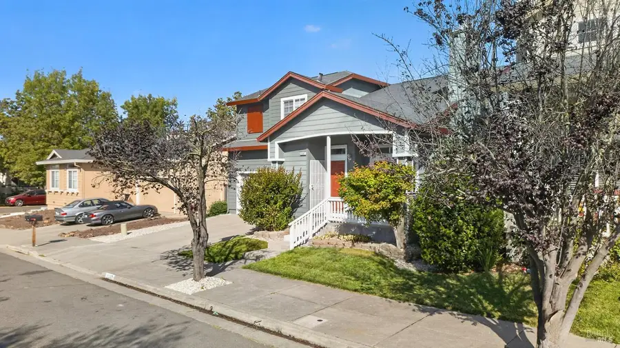 2207 Meteorite Lane, Santa Rosa, CA 95404 - #2