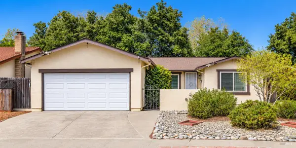 1 Creekview Court, Santa Rosa, CA 95409