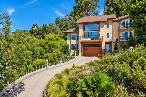 102 Crest Road, Piedmont, CA 94611