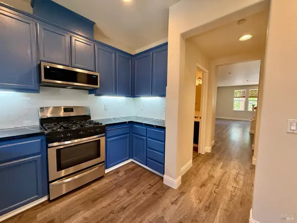 60 Almond Court, San Rafael, CA 94903