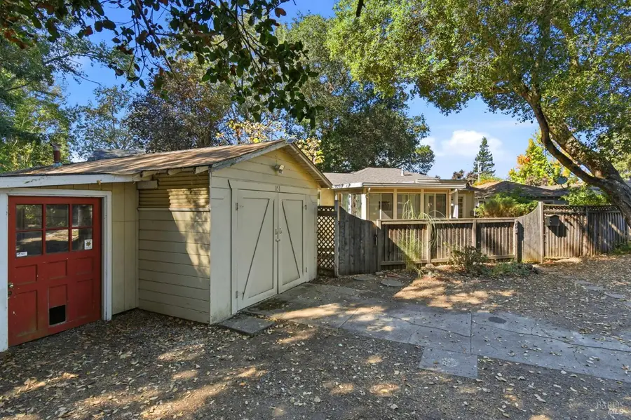 151 Glenwood Court, Santa Rosa, CA 95405 - #2
